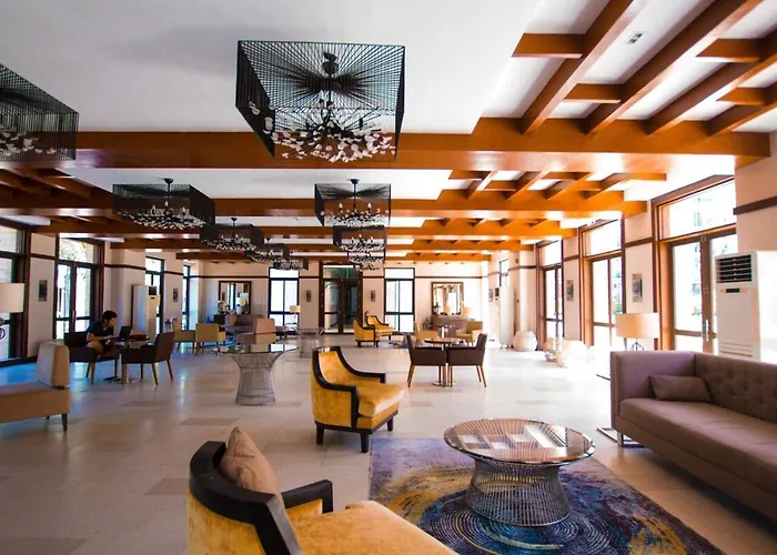 Casa - Coastal Getaway Two-bedroom Vacation With Free Parking In Amalfi By De Mare Cebu